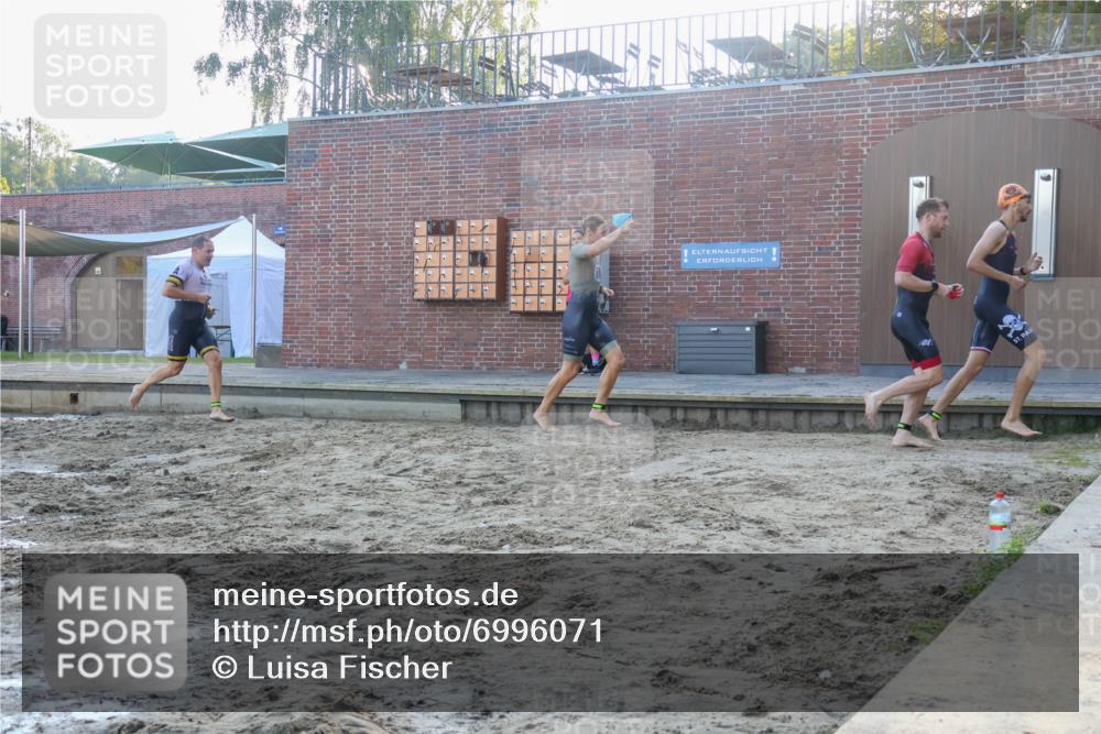 08.09.2024 - Stadtparktriathlon Luisa Fischer http://msf.ph/oto/6996071 08.09.2024 08:47:58 Schwimmen 15, 21, 23, 28, 35, 40, 41, 45, 54, 66, 67, 72, 74, 82, 85 meine-sportfotos.de