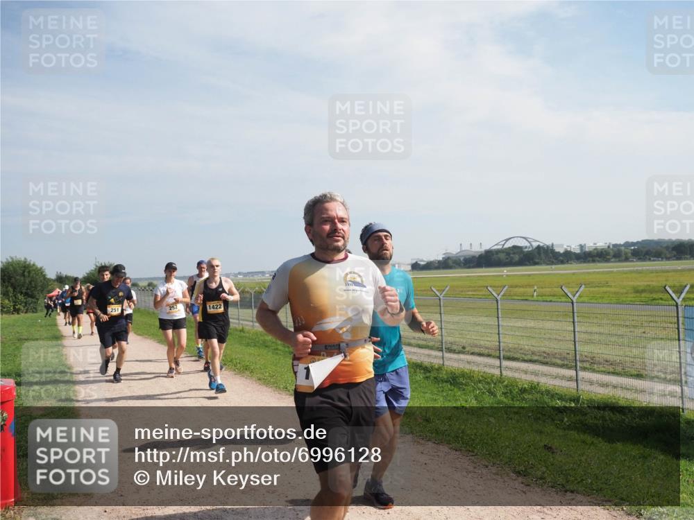 08.09.2024 - Airport Race Miley Keyser http://msf.ph/oto/6996128 08.09.2024 12:18:05 Laufen OLYMPUS, DIGITAL, CAMERA meine-sportfotos.de