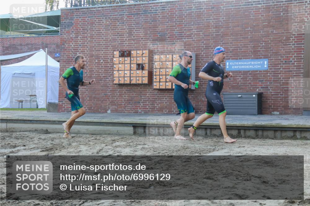 08.09.2024 - Stadtparktriathlon Luisa Fischer http://msf.ph/oto/6996129 08.09.2024 08:48:04 Schwimmen 15, 21, 23, 35, 37, 40, 54, 60, 66, 67, 72, 74, 82 meine-sportfotos.de