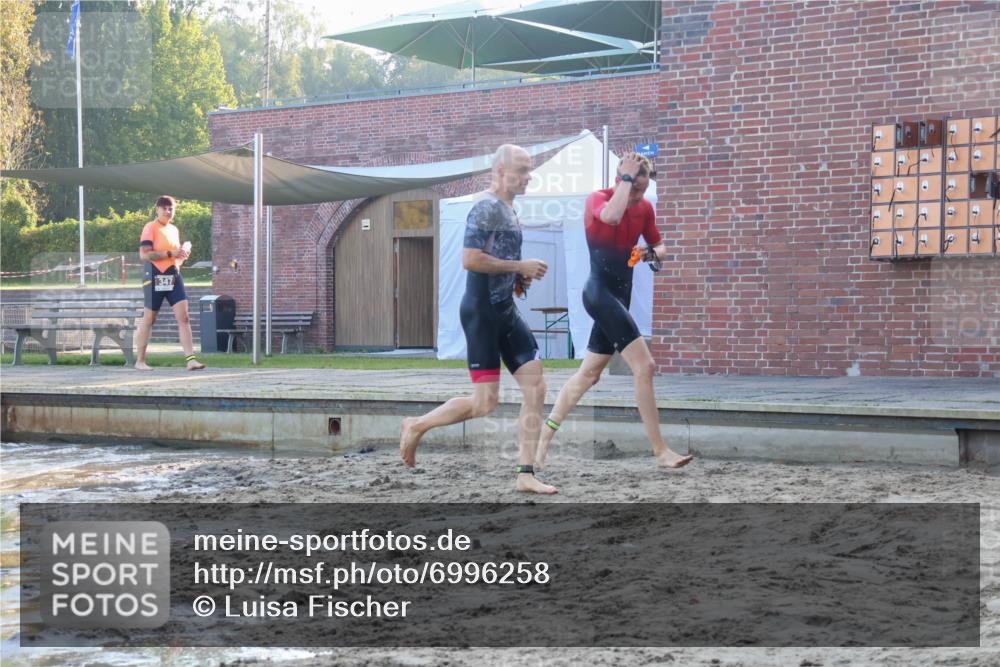 08.09.2024 - Stadtparktriathlon Luisa Fischer http://msf.ph/oto/6996258 08.09.2024 08:48:17 Schwimmen 6, 24, 27, 46, 57, 58, 60, 64 meine-sportfotos.de