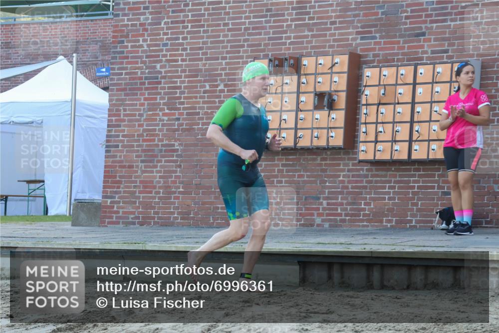 08.09.2024 - Stadtparktriathlon Luisa Fischer http://msf.ph/oto/6996361 08.09.2024 08:48:41 Schwimmen 4, 16, 65 meine-sportfotos.de