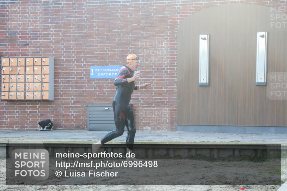 08.09.2024 - Stadtparktriathlon Luisa Fischer http://msf.ph/oto/6996498 08.09.2024 08:49:27 Schwimmen 2 meine-sportfotos.de