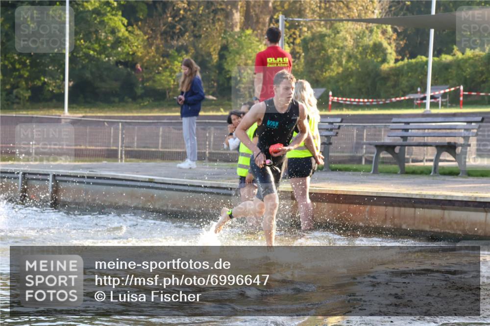 08.09.2024 - Stadtparktriathlon Luisa Fischer http://msf.ph/oto/6996647 08.09.2024 08:57:33 Schwimmen 99, 106, 126 meine-sportfotos.de