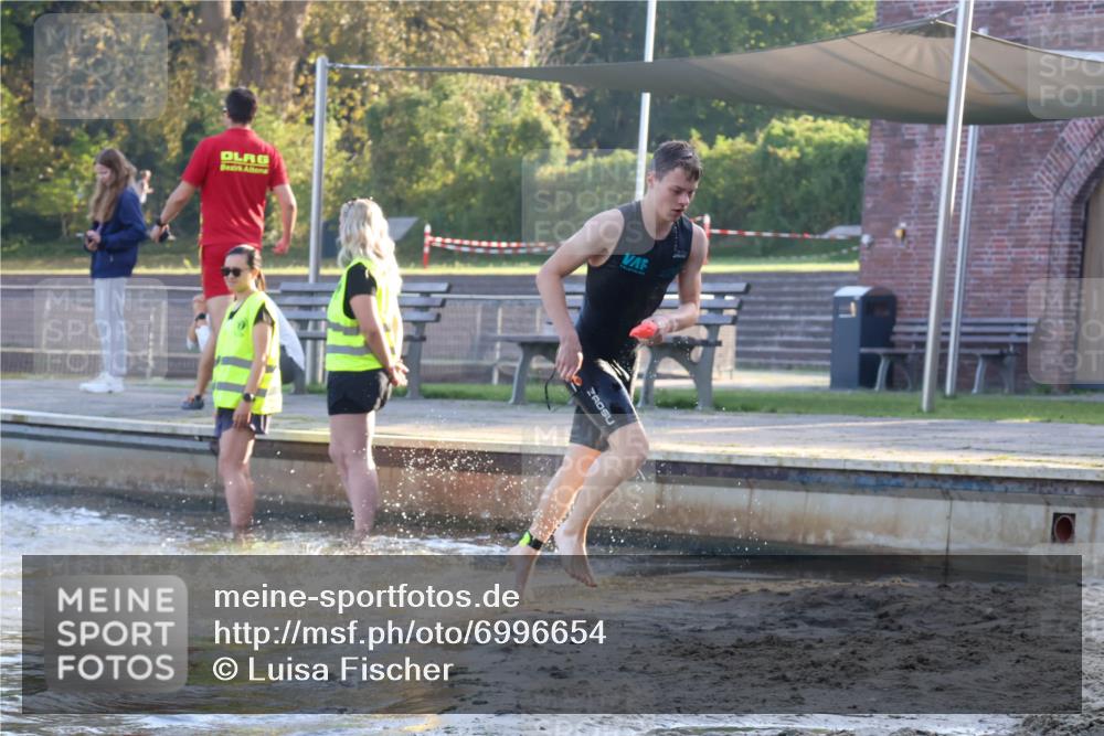 08.09.2024 - Stadtparktriathlon Luisa Fischer http://msf.ph/oto/6996654 08.09.2024 08:57:34 Schwimmen 99, 106, 126 meine-sportfotos.de