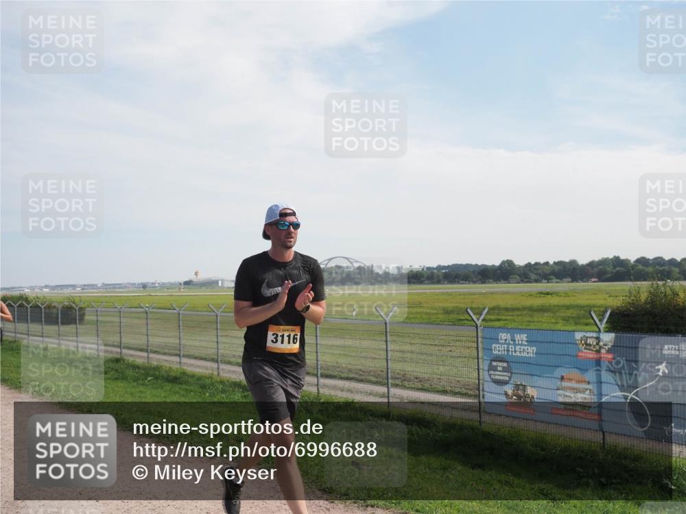 08.09.2024 - Airport Race Miley Keyser http://msf.ph/oto/6996688 08.09.2024 12:18:46 Laufen OLYMPUS, DIGITAL, CAMERA meine-sportfotos.de