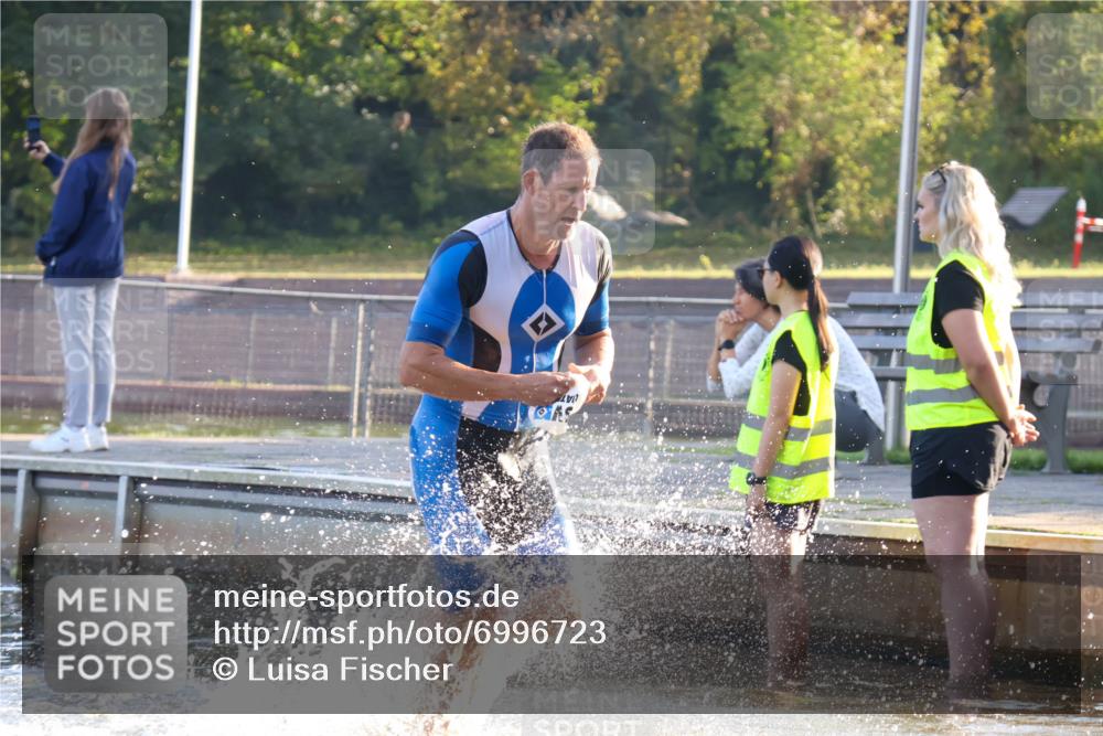 08.09.2024 - Stadtparktriathlon Luisa Fischer http://msf.ph/oto/6996723 08.09.2024 08:58:07 Schwimmen 102, 158 meine-sportfotos.de