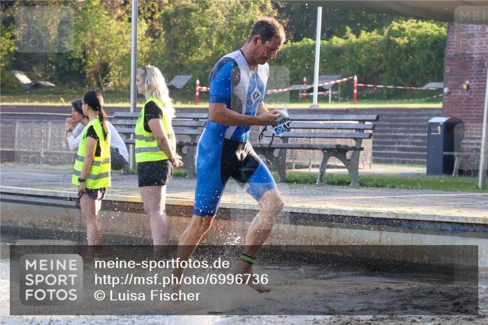 08.09.2024 - Stadtparktriathlon Luisa Fischer http://msf.ph/oto/6996736 08.09.2024 08:58:08 Schwimmen 102, 158 meine-sportfotos.de
