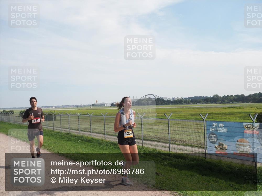08.09.2024 - Airport Race Miley Keyser http://msf.ph/oto/6996786 08.09.2024 12:18:50 Laufen OLYMPUS, DIGITAL, CAMERA meine-sportfotos.de