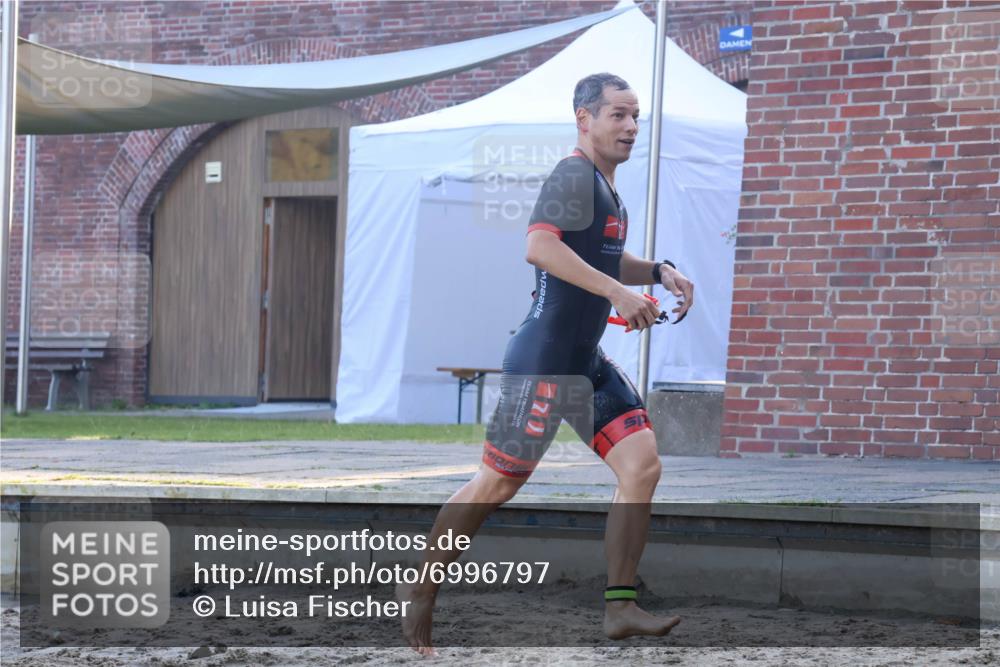 08.09.2024 - Stadtparktriathlon Luisa Fischer http://msf.ph/oto/6996797 08.09.2024 08:58:14 Schwimmen 102, 158 meine-sportfotos.de