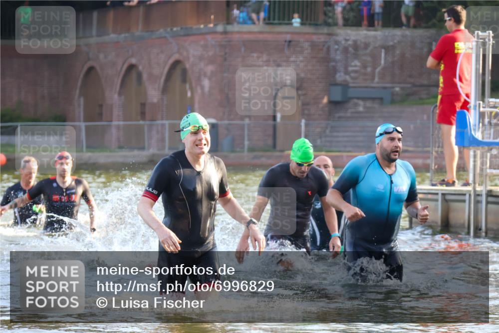 08.09.2024 - Stadtparktriathlon Luisa Fischer http://msf.ph/oto/6996829 08.09.2024 08:58:27 Schwimmen 90, 105, 108, 123, 125 meine-sportfotos.de