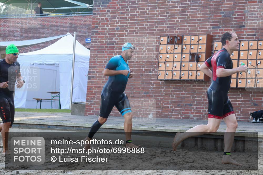 08.09.2024 - Stadtparktriathlon Luisa Fischer http://msf.ph/oto/6996888 08.09.2024 08:58:35 Schwimmen 90, 91, 92, 93, 105, 108, 112, 120, 123, 125 meine-sportfotos.de