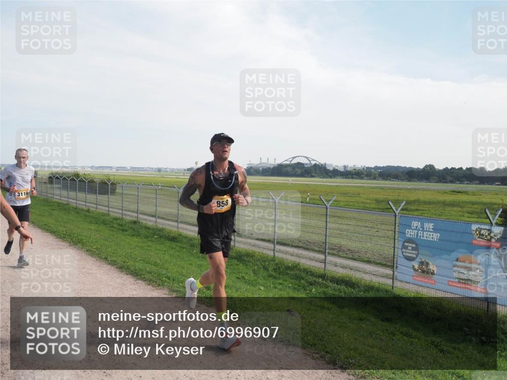 08.09.2024 - Airport Race Miley Keyser http://msf.ph/oto/6996907 08.09.2024 12:19:05 Laufen OLYMPUS, DIGITAL, CAMERA meine-sportfotos.de