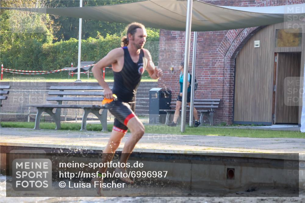 08.09.2024 - Stadtparktriathlon Luisa Fischer http://msf.ph/oto/6996987 08.09.2024 08:58:46 Schwimmen 92, 93, 98, 110, 112, 115, 120, 127 meine-sportfotos.de