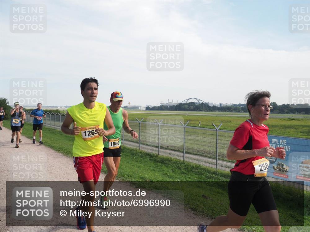 08.09.2024 - Airport Race Miley Keyser http://msf.ph/oto/6996990 08.09.2024 12:19:11 Laufen OLYMPUS, DIGITAL, CAMERA meine-sportfotos.de