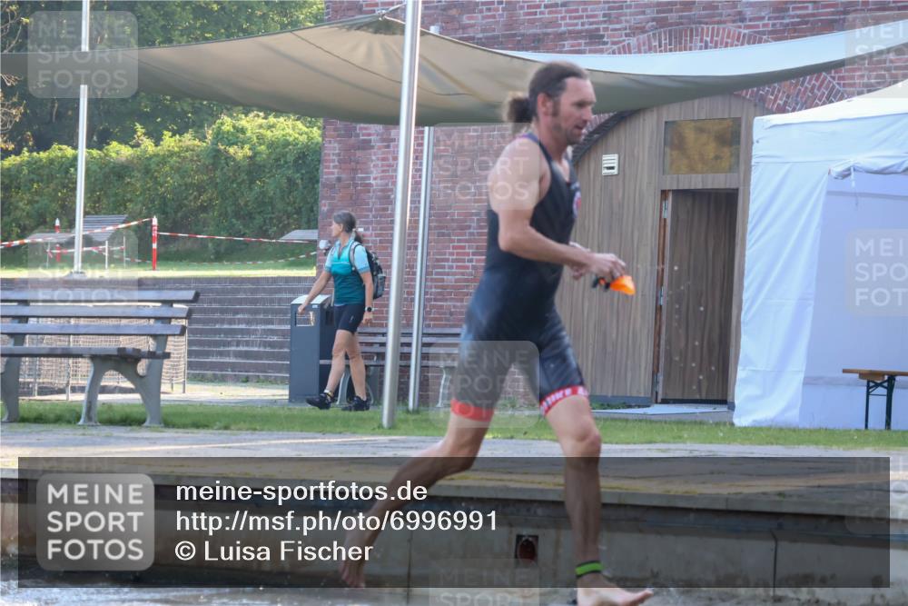 08.09.2024 - Stadtparktriathlon Luisa Fischer http://msf.ph/oto/6996991 08.09.2024 08:58:46 Schwimmen 92, 93, 98, 110, 112, 115, 120, 127 meine-sportfotos.de