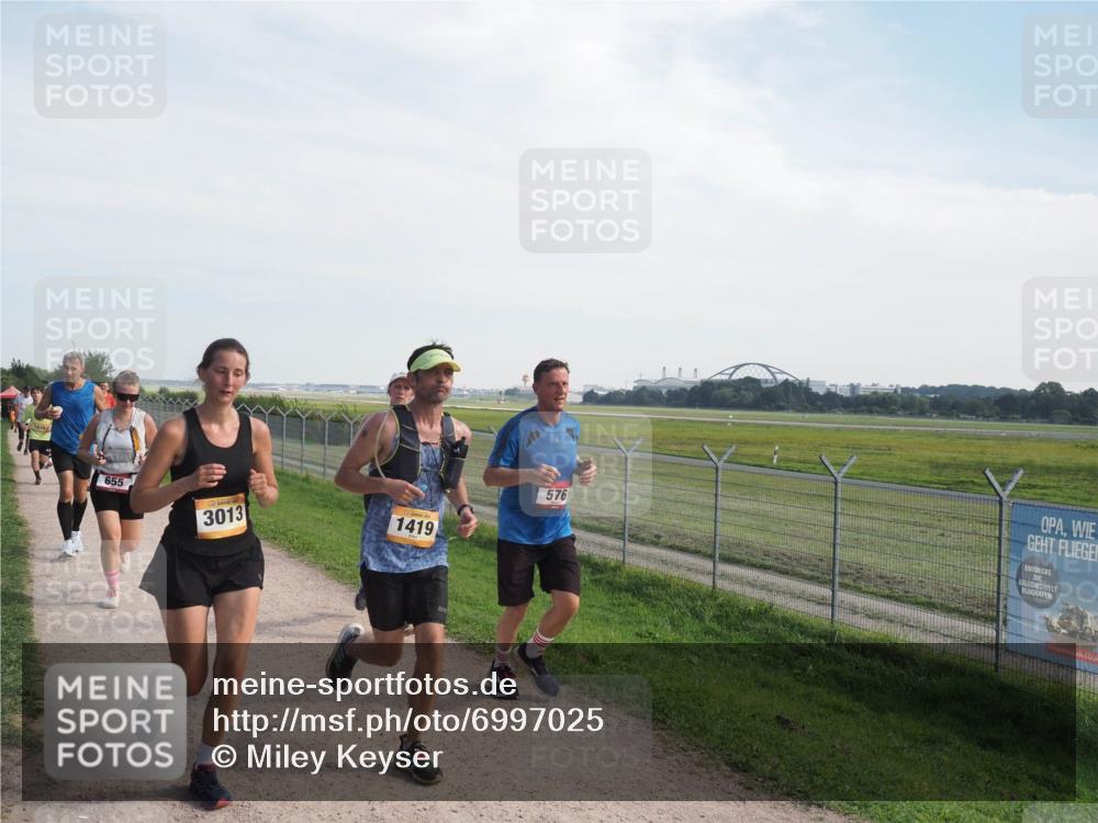 08.09.2024 - Airport Race Miley Keyser http://msf.ph/oto/6997025 08.09.2024 12:19:14 Laufen OLYMPUS, DIGITAL, CAMERA meine-sportfotos.de
