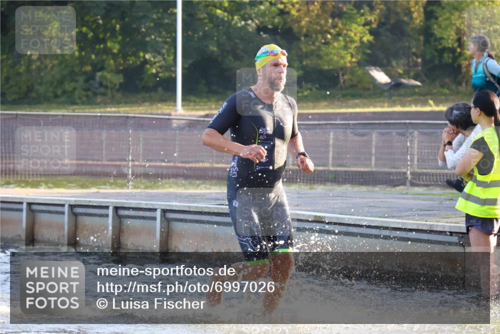 08.09.2024 - Stadtparktriathlon Luisa Fischer http://msf.ph/oto/6997026 08.09.2024 08:58:53 Schwimmen 98, 104, 110, 115, 127 meine-sportfotos.de