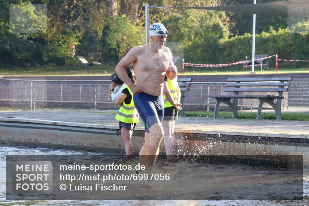 08.09.2024 - Stadtparktriathlon Luisa Fischer http://msf.ph/oto/6997056 08.09.2024 08:59:01 Schwimmen 104, 115 meine-sportfotos.de