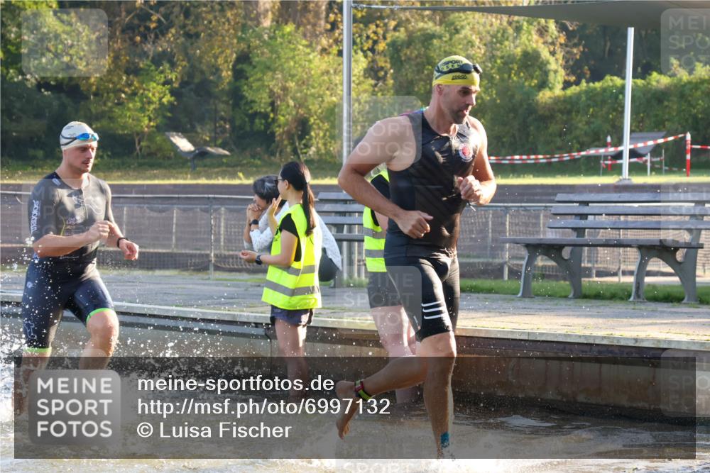 08.09.2024 - Stadtparktriathlon Luisa Fischer http://msf.ph/oto/6997132 08.09.2024 08:59:17 Schwimmen 94, 97, 109, 113, 117, 119, 128 meine-sportfotos.de