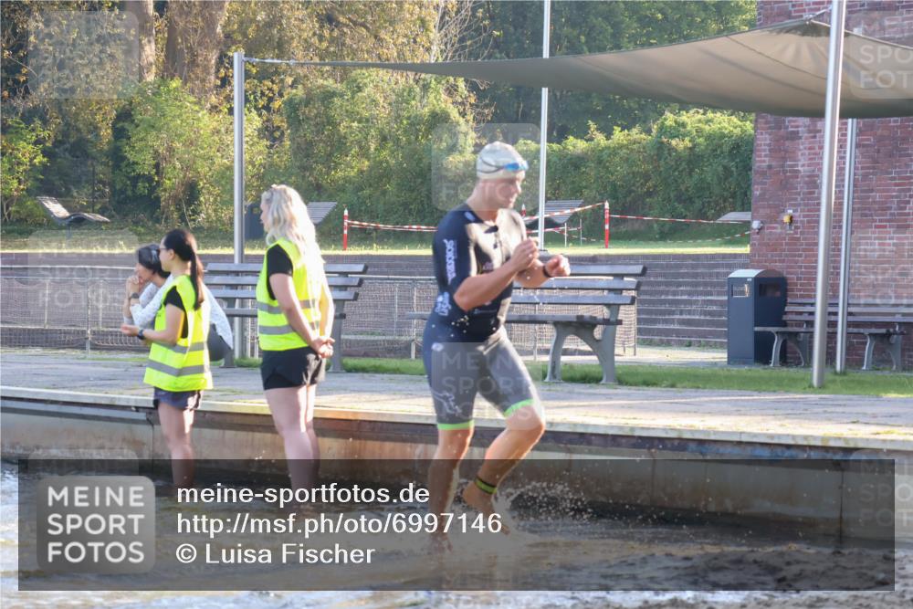 08.09.2024 - Stadtparktriathlon Luisa Fischer http://msf.ph/oto/6997146 08.09.2024 08:59:18 Schwimmen 94, 97, 109, 113, 117, 119, 128 meine-sportfotos.de