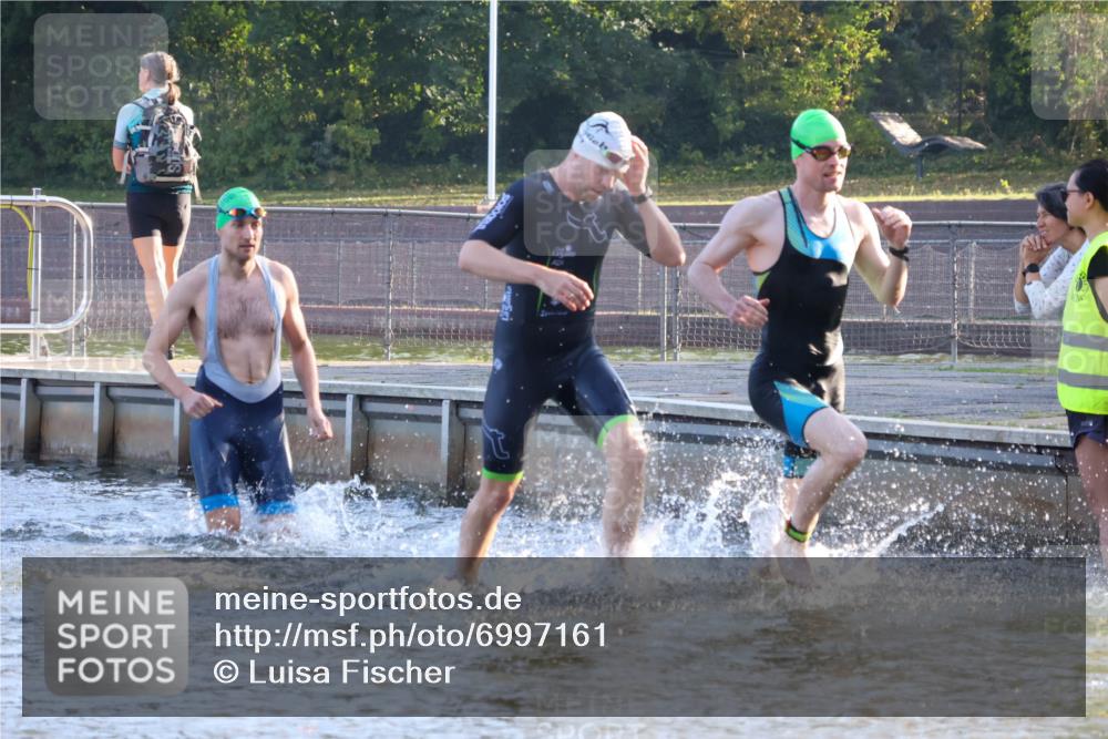08.09.2024 - Stadtparktriathlon Luisa Fischer http://msf.ph/oto/6997161 08.09.2024 08:59:21 Schwimmen 97, 109, 113, 117, 119, 128 meine-sportfotos.de
