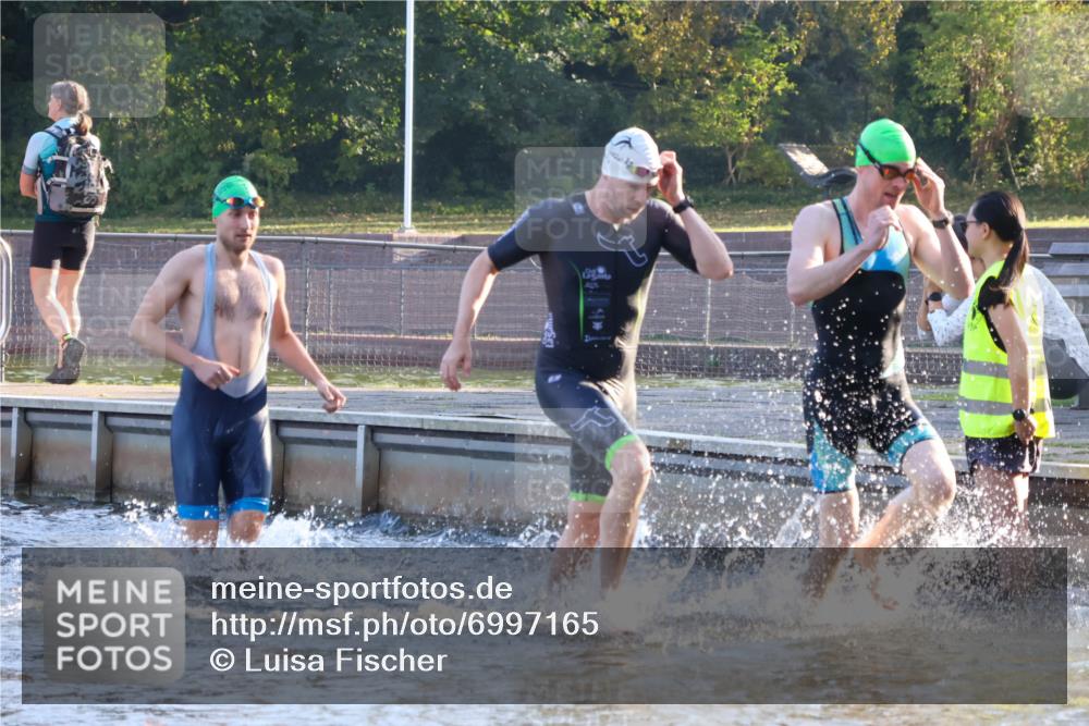 08.09.2024 - Stadtparktriathlon Luisa Fischer http://msf.ph/oto/6997165 08.09.2024 08:59:21 Schwimmen 97, 109, 113, 117, 119, 128 meine-sportfotos.de