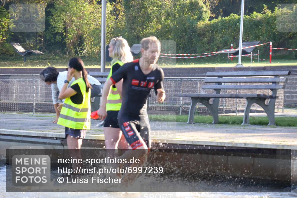 08.09.2024 - Stadtparktriathlon Luisa Fischer http://msf.ph/oto/6997239 08.09.2024 08:59:33 Schwimmen 107, 116 meine-sportfotos.de