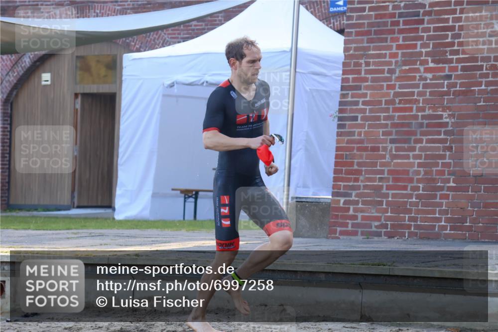08.09.2024 - Stadtparktriathlon Luisa Fischer http://msf.ph/oto/6997258 08.09.2024 08:59:34 Schwimmen 107, 116 meine-sportfotos.de