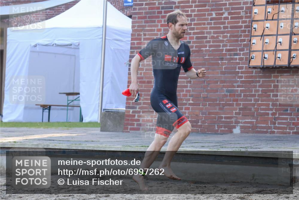 08.09.2024 - Stadtparktriathlon Luisa Fischer http://msf.ph/oto/6997262 08.09.2024 08:59:35 Schwimmen 107, 116 meine-sportfotos.de