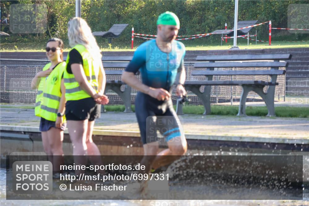 08.09.2024 - Stadtparktriathlon Luisa Fischer http://msf.ph/oto/6997331 08.09.2024 08:59:47 Schwimmen 116, 124 meine-sportfotos.de