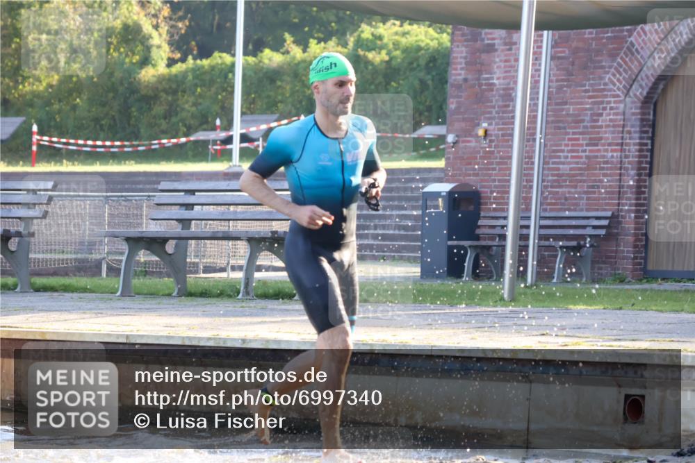 08.09.2024 - Stadtparktriathlon Luisa Fischer http://msf.ph/oto/6997340 08.09.2024 08:59:47 Schwimmen 116, 124 meine-sportfotos.de