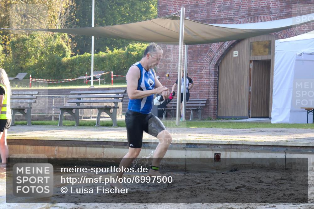 08.09.2024 - Stadtparktriathlon Luisa Fischer http://msf.ph/oto/6997500 08.09.2024 09:02:37 Schwimmen 101, 103 meine-sportfotos.de