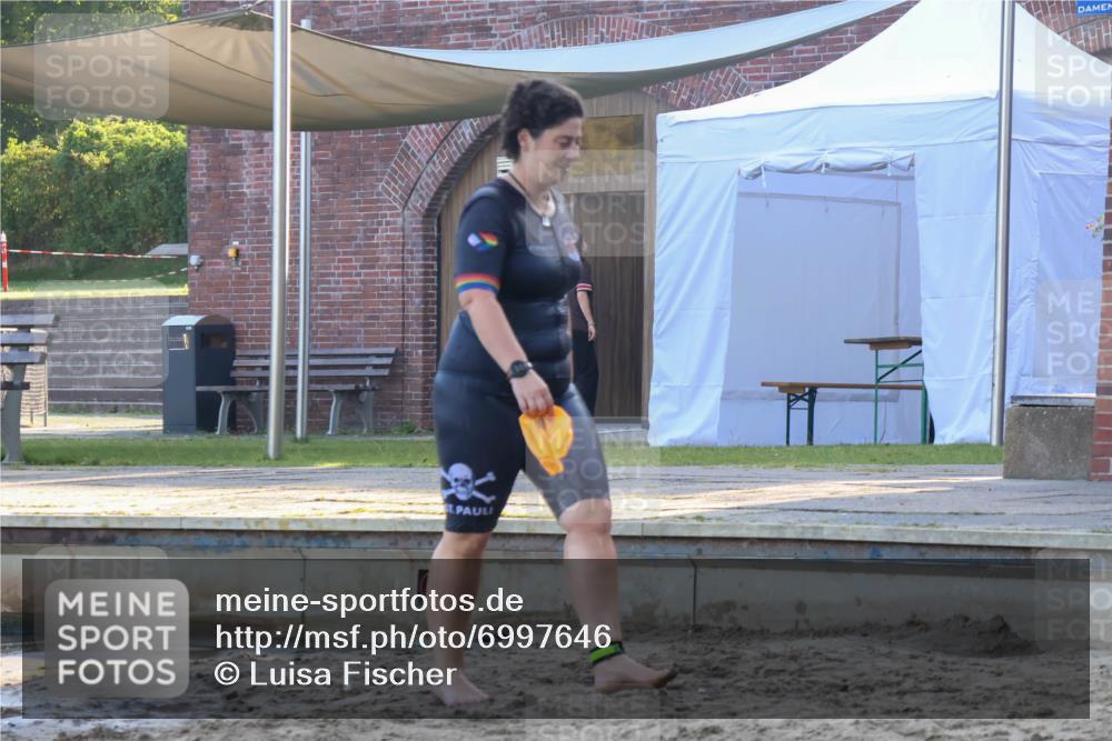 08.09.2024 - Stadtparktriathlon Luisa Fischer http://msf.ph/oto/6997646 08.09.2024 09:03:42 Schwimmen 95 meine-sportfotos.de