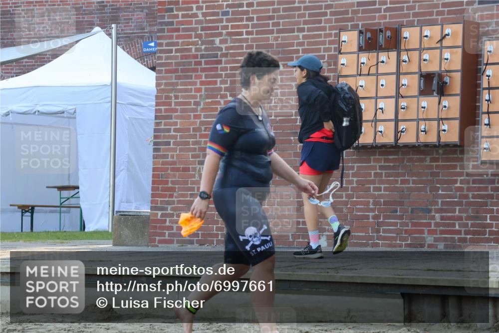 08.09.2024 - Stadtparktriathlon Luisa Fischer http://msf.ph/oto/6997661 08.09.2024 09:03:44 Schwimmen 95 meine-sportfotos.de