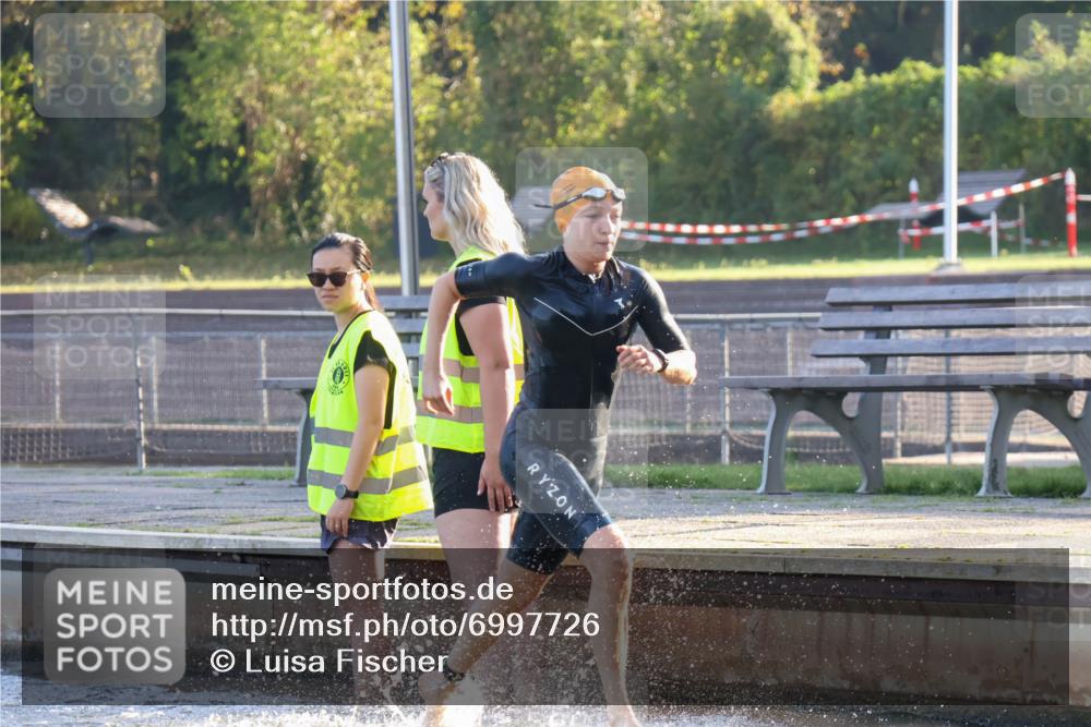 08.09.2024 - Stadtparktriathlon Luisa Fischer http://msf.ph/oto/6997726 08.09.2024 09:05:02 Schwimmen 131 meine-sportfotos.de