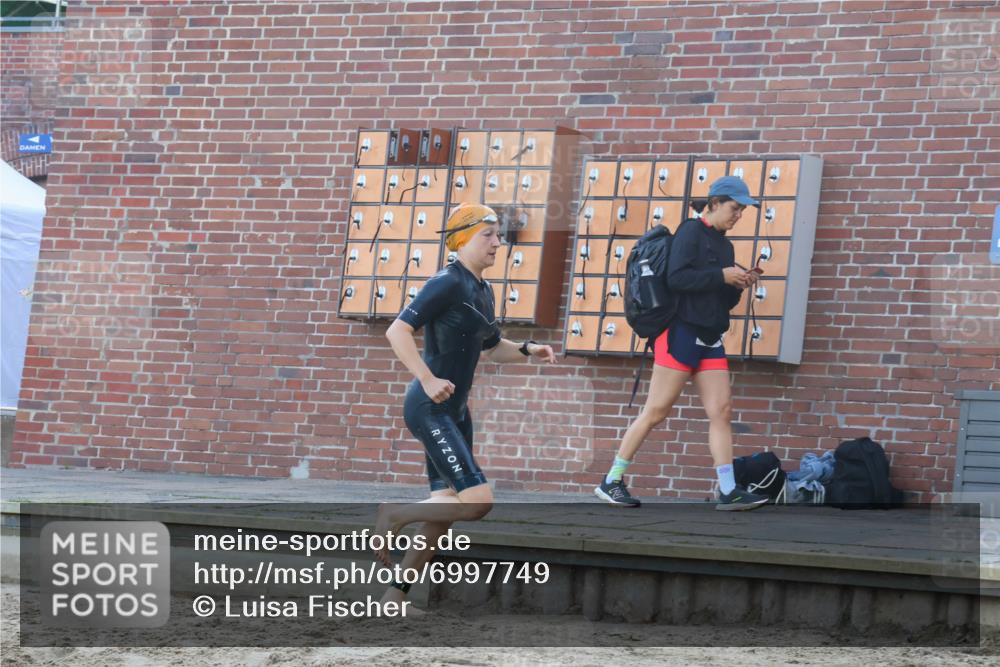 08.09.2024 - Stadtparktriathlon Luisa Fischer http://msf.ph/oto/6997749 08.09.2024 09:05:05 Schwimmen 131 meine-sportfotos.de