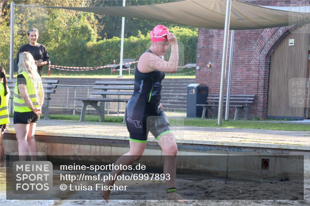 08.09.2024 - Stadtparktriathlon Luisa Fischer http://msf.ph/oto/6997893 08.09.2024 09:05:58 Schwimmen 154, 167 meine-sportfotos.de