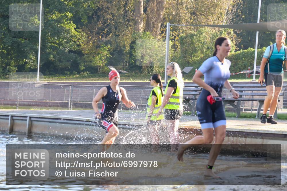 08.09.2024 - Stadtparktriathlon Luisa Fischer http://msf.ph/oto/6997978 08.09.2024 09:06:14 Schwimmen 153, 172 meine-sportfotos.de