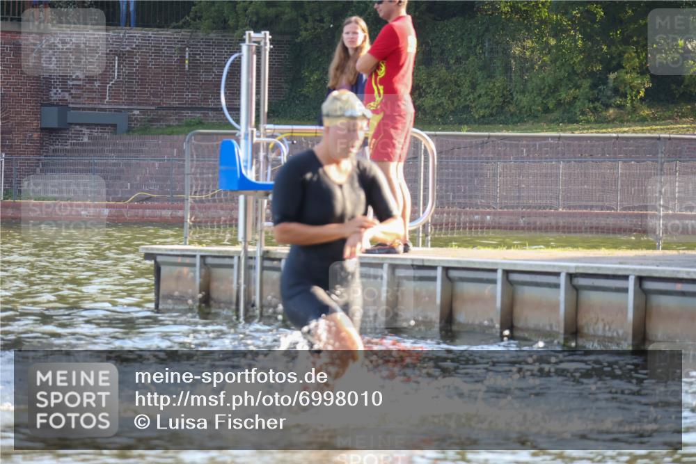 08.09.2024 - Stadtparktriathlon Luisa Fischer http://msf.ph/oto/6998010 08.09.2024 09:06:31 Schwimmen 174 meine-sportfotos.de