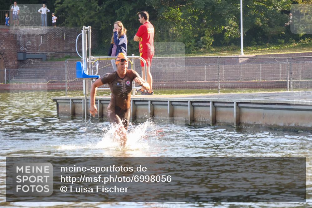 08.09.2024 - Stadtparktriathlon Luisa Fischer http://msf.ph/oto/6998056 08.09.2024 09:06:42 Schwimmen 138, 150 meine-sportfotos.de