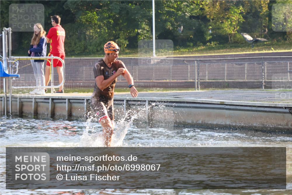 08.09.2024 - Stadtparktriathlon Luisa Fischer http://msf.ph/oto/6998067 08.09.2024 09:06:43 Schwimmen 138, 150 meine-sportfotos.de