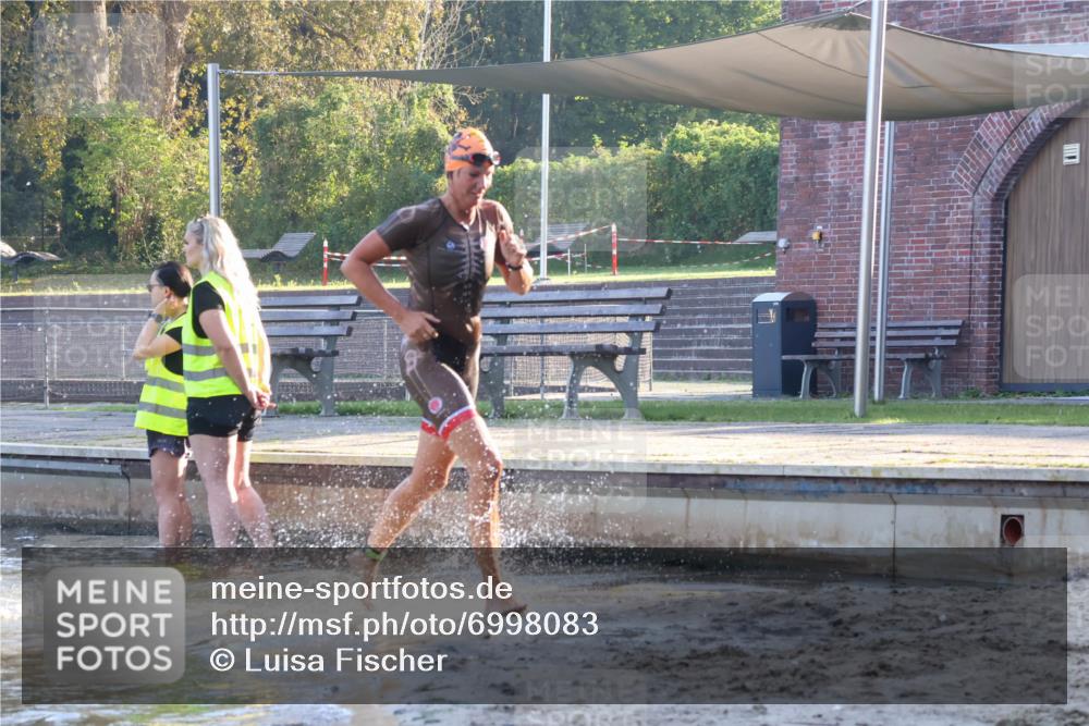 08.09.2024 - Stadtparktriathlon Luisa Fischer http://msf.ph/oto/6998083 08.09.2024 09:06:46 Schwimmen 138, 150, 163 meine-sportfotos.de