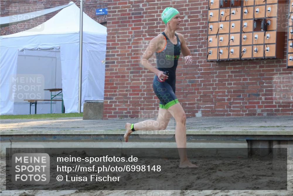08.09.2024 - Stadtparktriathlon Luisa Fischer http://msf.ph/oto/6998148 08.09.2024 09:06:56 Schwimmen 140, 150, 151, 163 meine-sportfotos.de