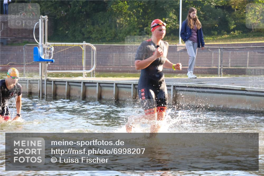 08.09.2024 - Stadtparktriathlon Luisa Fischer http://msf.ph/oto/6998207 08.09.2024 09:07:17 Schwimmen 144, 157, 173 meine-sportfotos.de