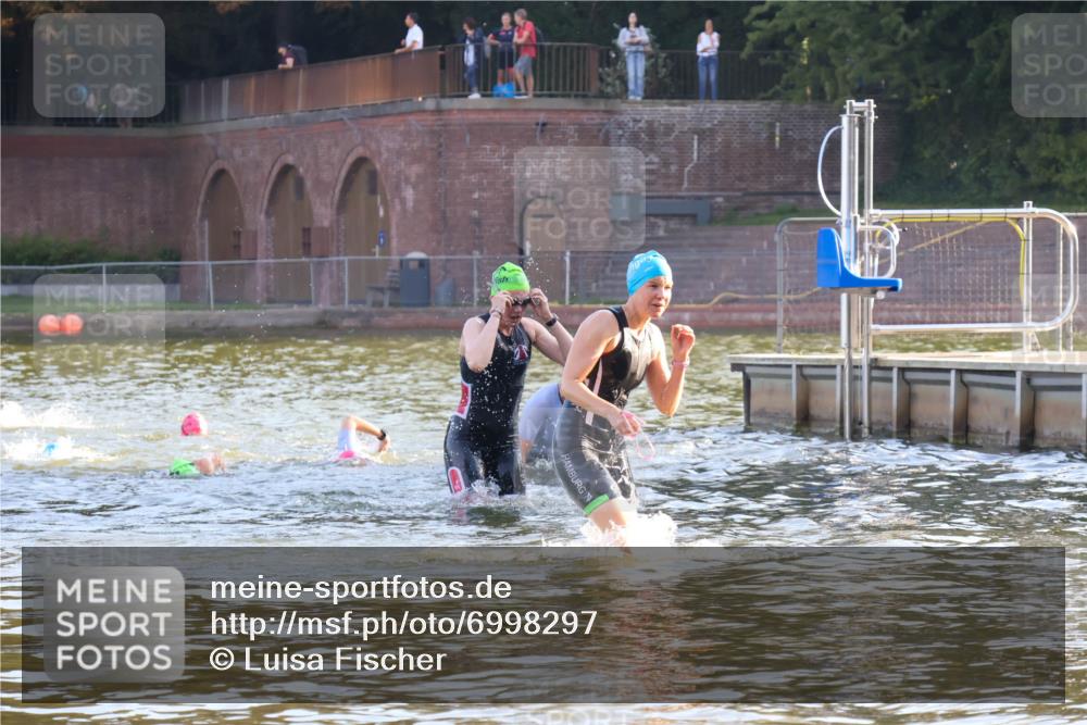 08.09.2024 - Stadtparktriathlon Luisa Fischer http://msf.ph/oto/6998297 08.09.2024 09:07:50 Schwimmen 134, 171 meine-sportfotos.de