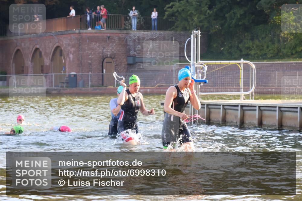 08.09.2024 - Stadtparktriathlon Luisa Fischer http://msf.ph/oto/6998310 08.09.2024 09:07:51 Schwimmen 134, 171 meine-sportfotos.de