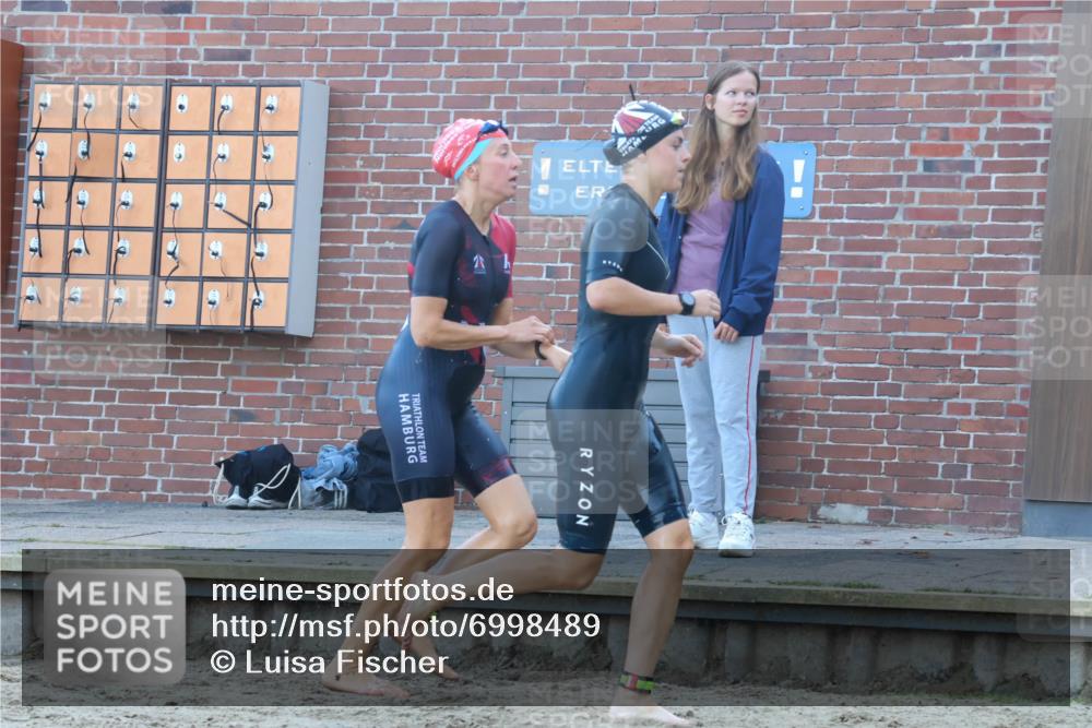 08.09.2024 - Stadtparktriathlon Luisa Fischer http://msf.ph/oto/6998489 08.09.2024 09:08:14 Schwimmen 175, 176 meine-sportfotos.de