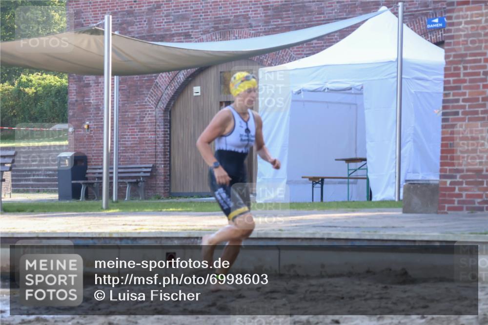 08.09.2024 - Stadtparktriathlon Luisa Fischer http://msf.ph/oto/6998603 08.09.2024 09:08:53 Schwimmen 135, 143, 161, 164, 178 meine-sportfotos.de