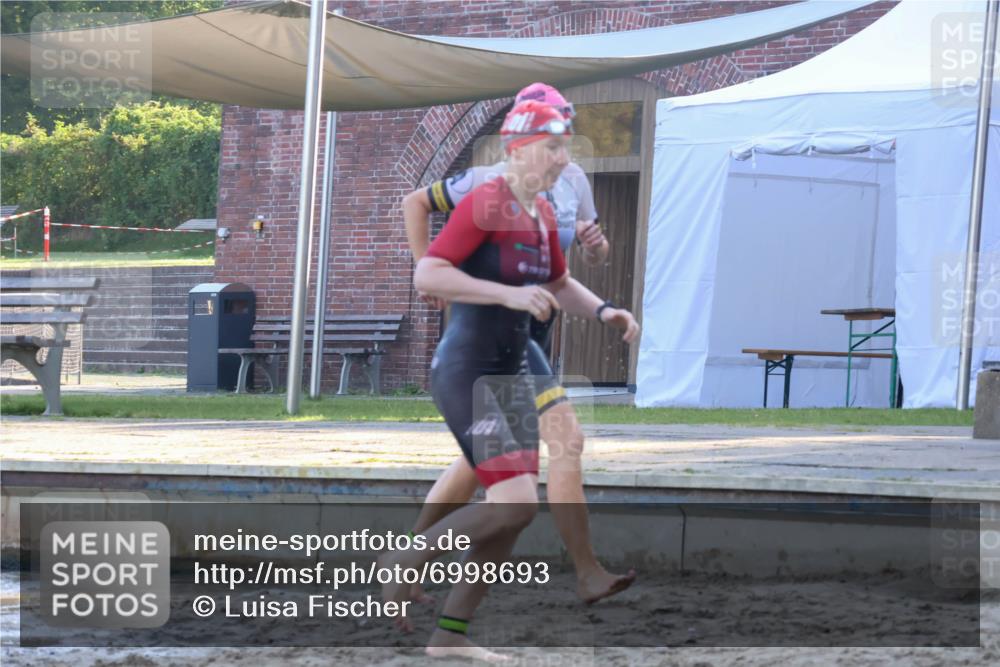 08.09.2024 - Stadtparktriathlon Luisa Fischer http://msf.ph/oto/6998693 08.09.2024 09:09:05 Schwimmen 143, 145, 162, 166 meine-sportfotos.de