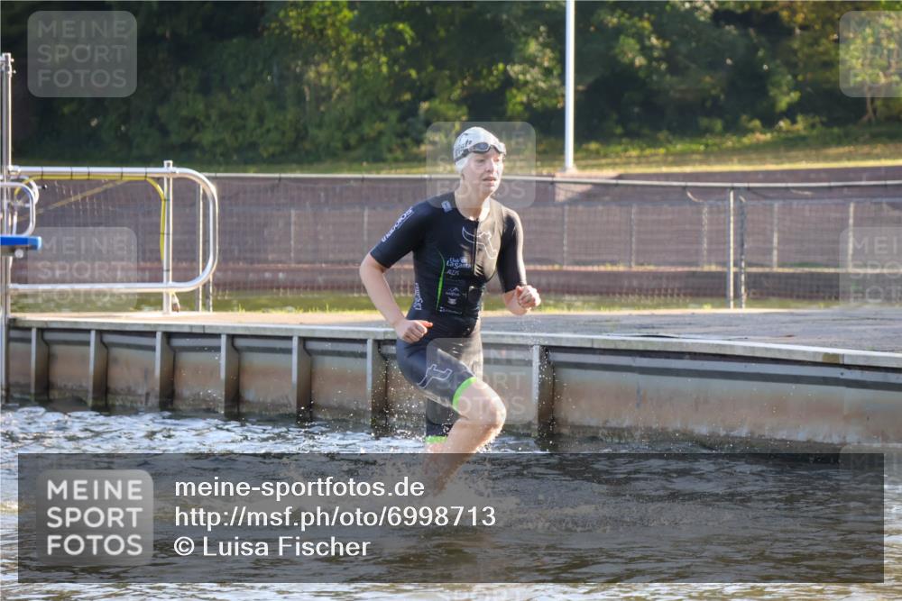 08.09.2024 - Stadtparktriathlon Luisa Fischer http://msf.ph/oto/6998713 08.09.2024 09:09:11 Schwimmen 145, 146, 160, 162, 166 meine-sportfotos.de